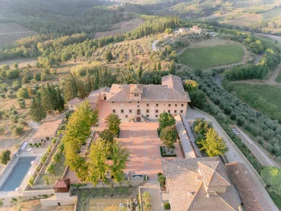 Vignamaggio Close Up Drone Courtyard