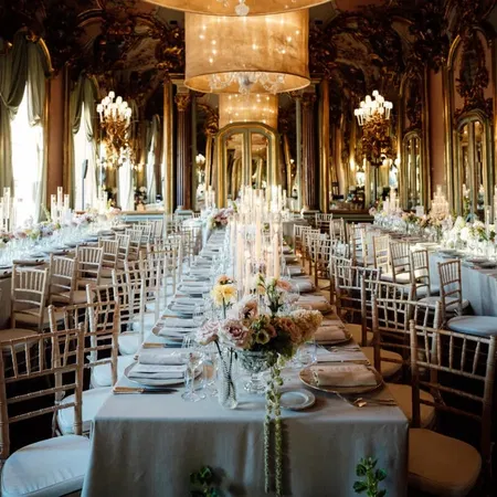 Villa Cora Reception Tables