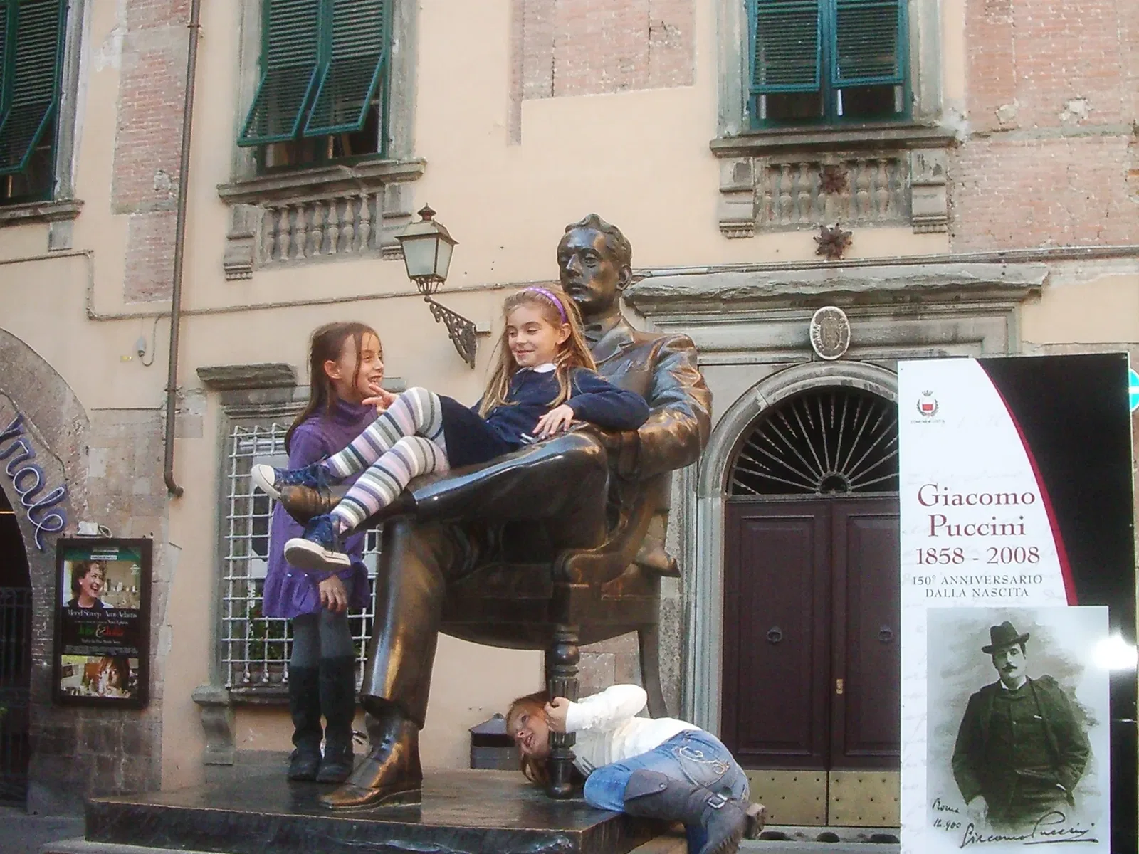 Lucca Giacomo Puccini Statue