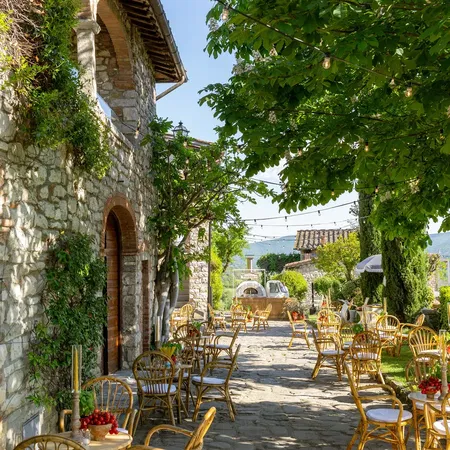 Borgo Corsignano Alley of The Borgo