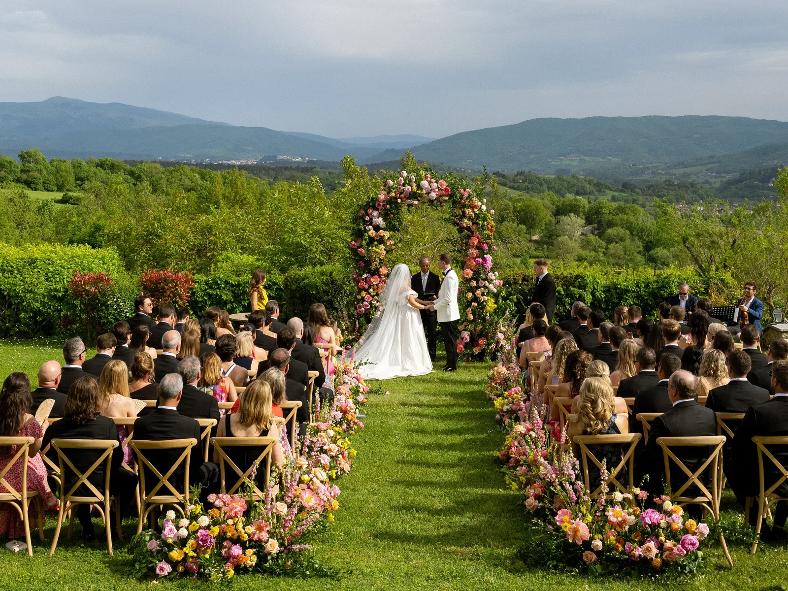Borgo Corsignano Ceremony In The Lupo And Volpe Garden