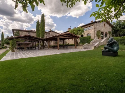 Borgo Corsignano Lawn