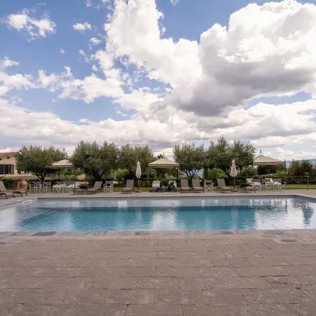 Borgo Corsignano Pool
