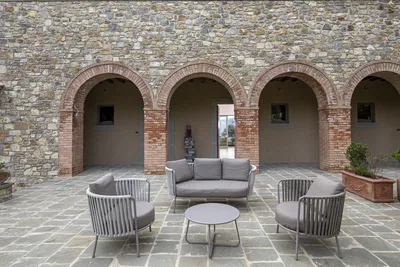 Borgo Corsignano Suites Courtyard