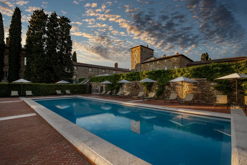 Borgo del Vino Pool