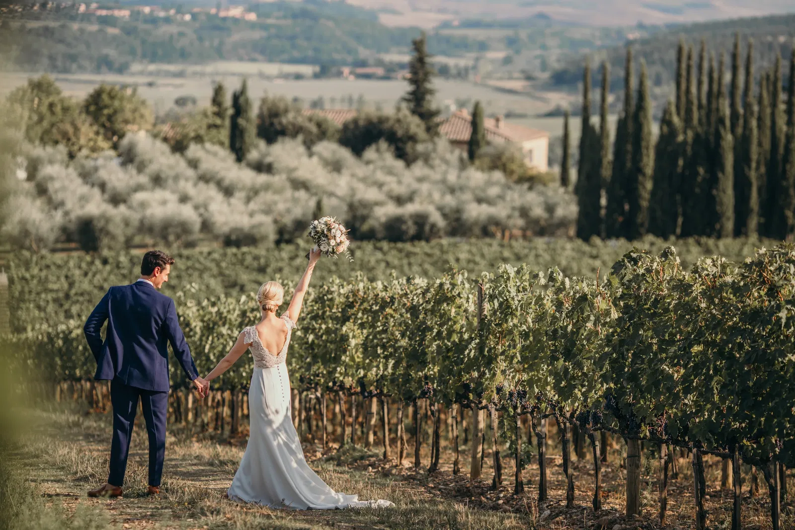 Borgo Vigneto Couple In Grapevines