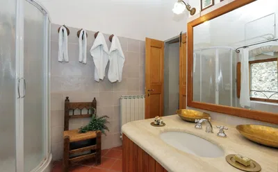 Apartment Standard Bathroom