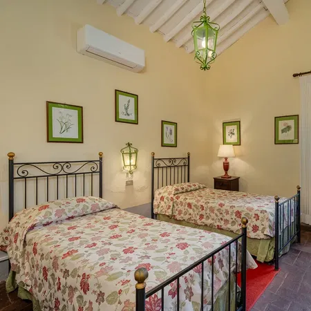 Fattoria del Cipresso Casa Rustica Bedroom
