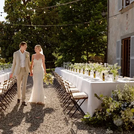 Fattoria del Cipresso Tables With Bride And Groom