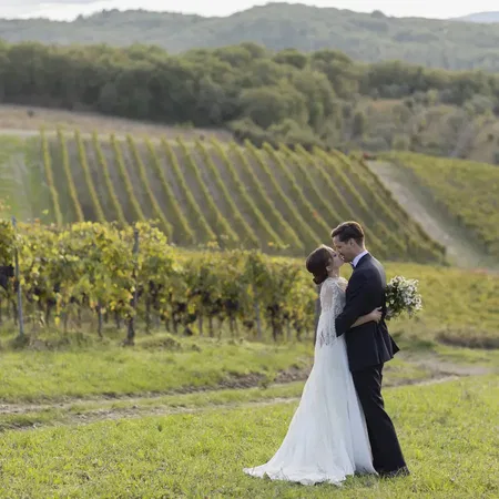 Le Filigare Couple In A Tuscan Landscape