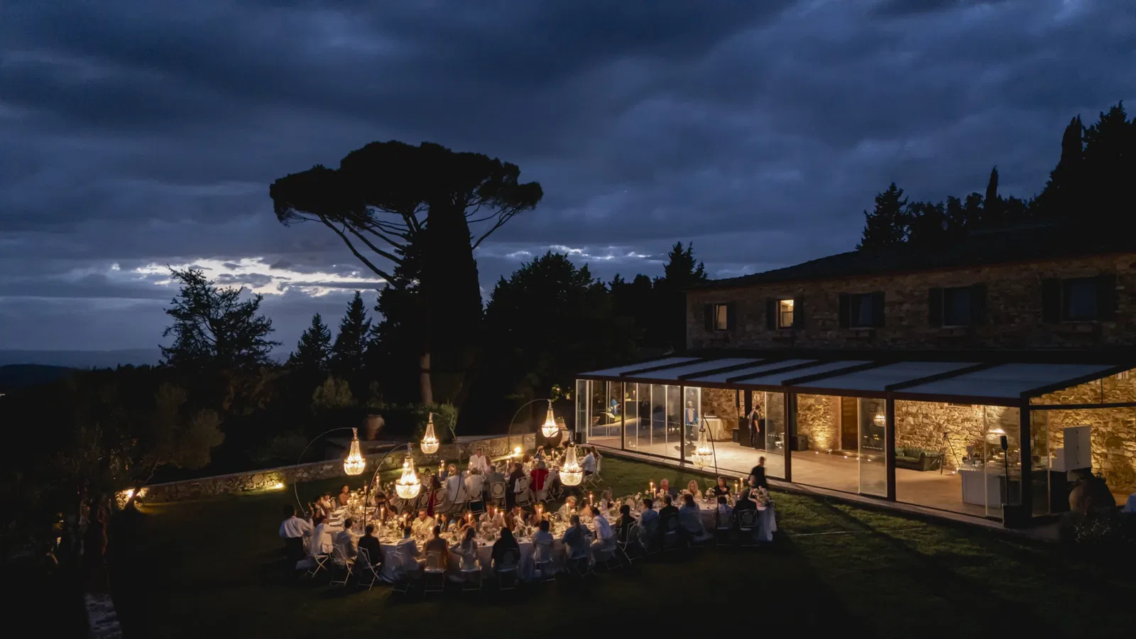Le Filigare Reception At Night