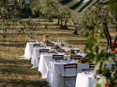 Le Filigare Tables In The Olive Grove