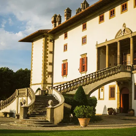Tenuta di Artimino la Ferdinanda Entrance