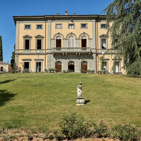 Tenuta di Monaciano Facade