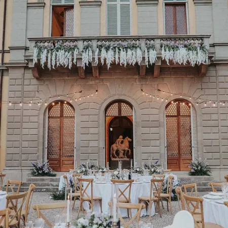 Tenuta di Monaciano Reception In Front of The Villa