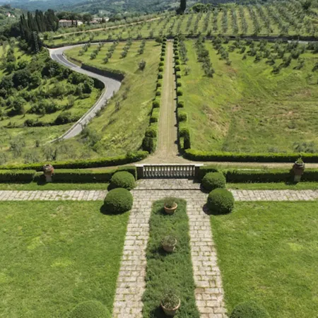 Tenuta la Cona Viale Monumentale