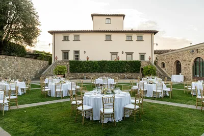 The Painter S Retreat Dinner Setup