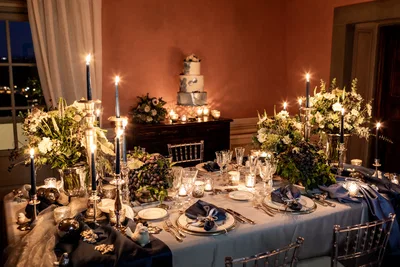 The Painter S Retreat Dinner Table Indoor
