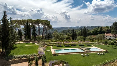 The Painter S Retreat Scenic Pool