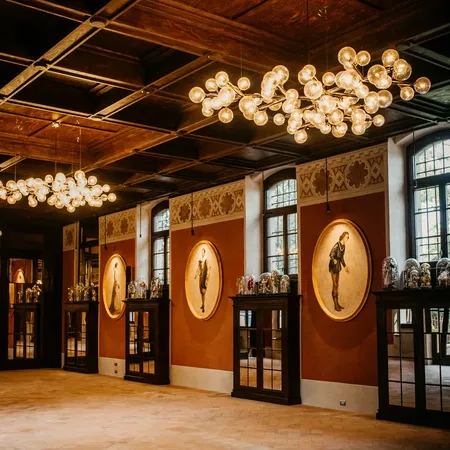 Vignamaggio Ballroom Portrait Empty