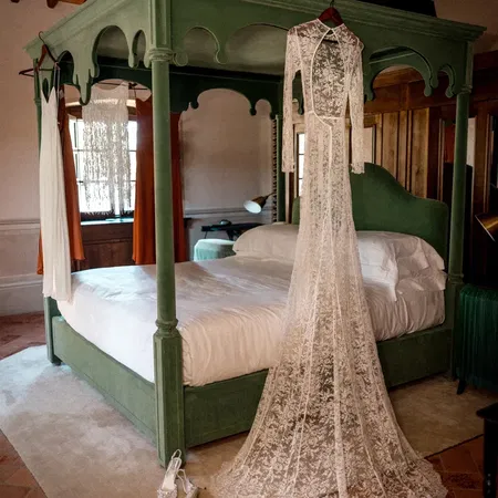 Vignamaggio Bridal Suite Portrait