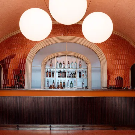 Vignamaggio Disco Bar