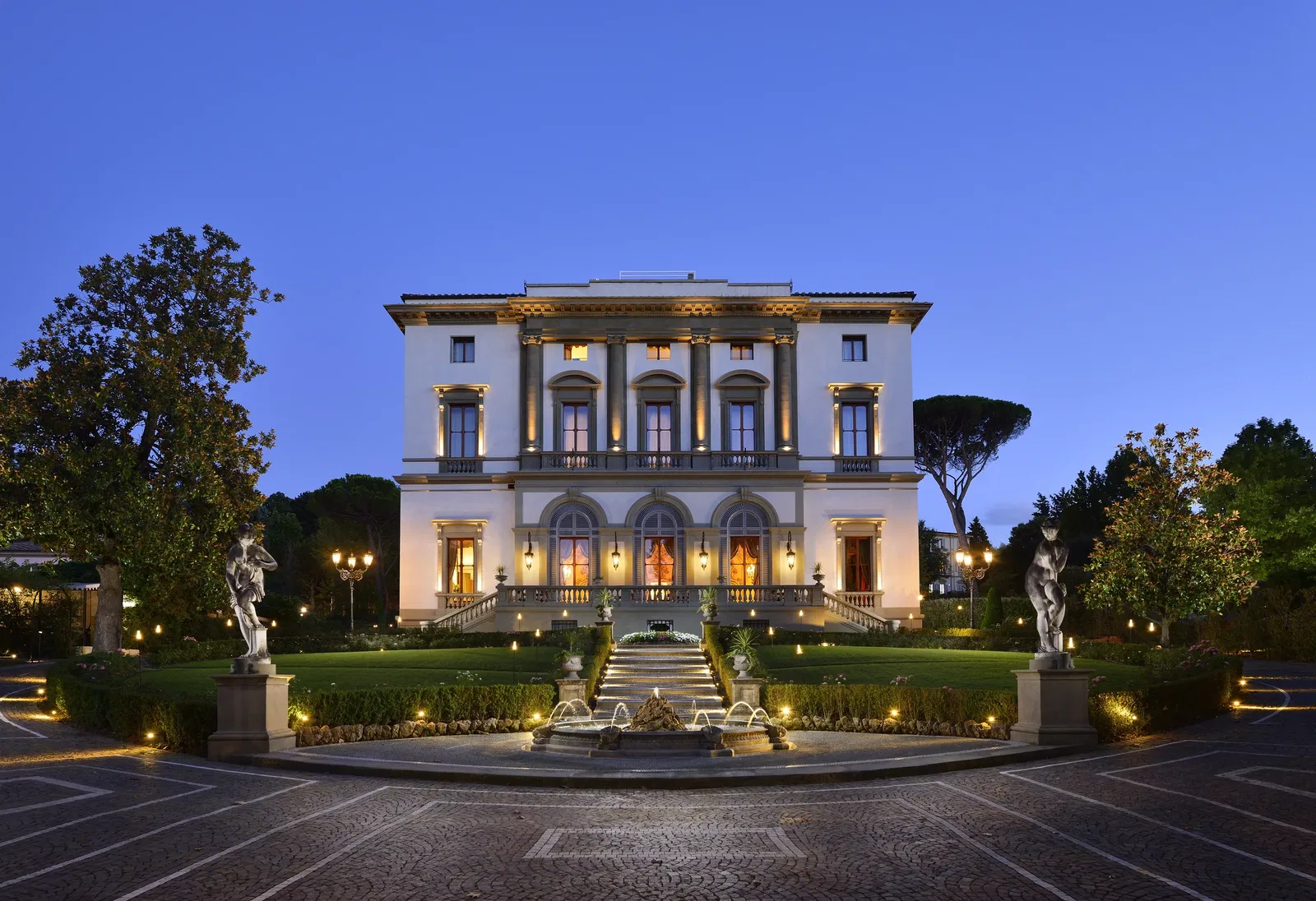 Villa Cora Exterior