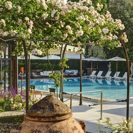 Villa Cora Pool