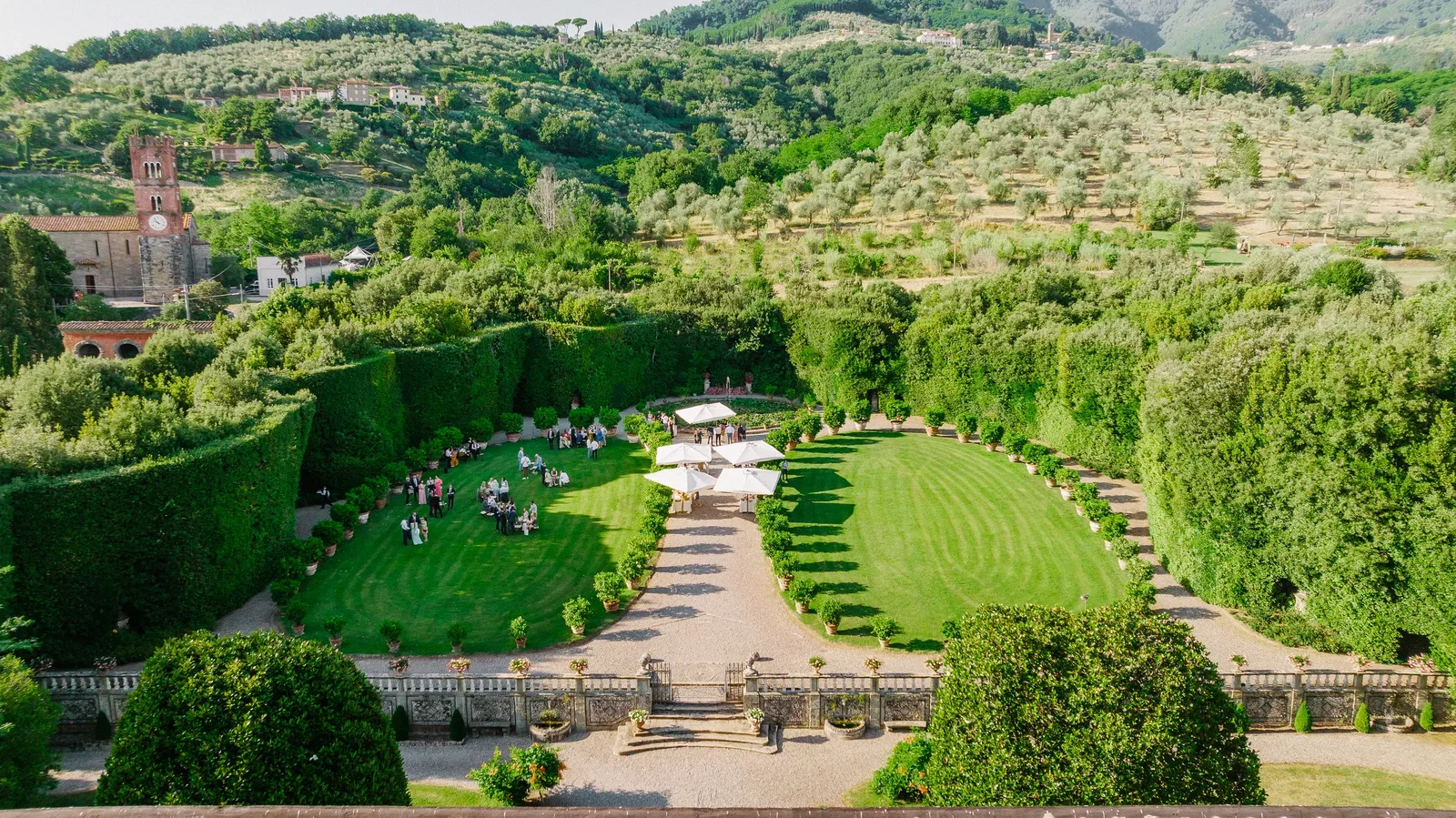 Villa Grabau Aerial View of The Park