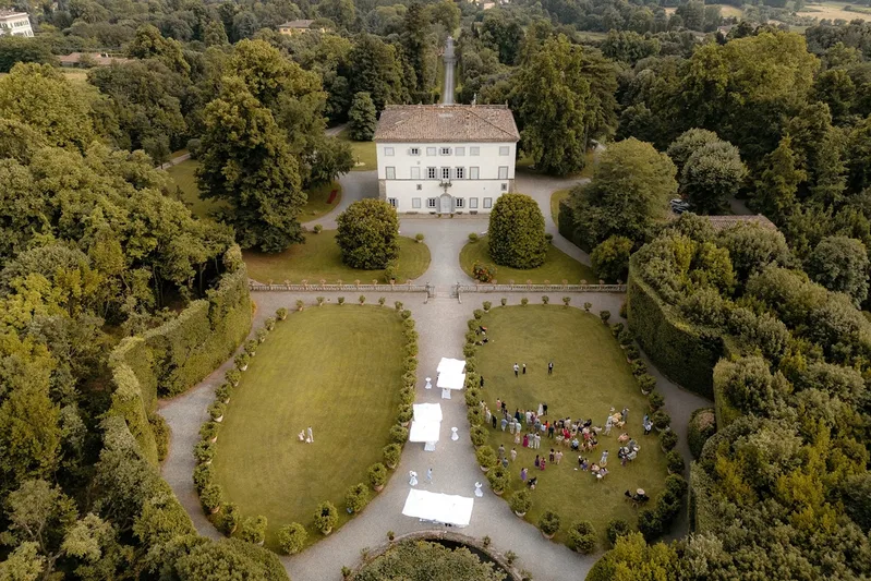 Villa Grabau Aerial Cocktail In The Gardens