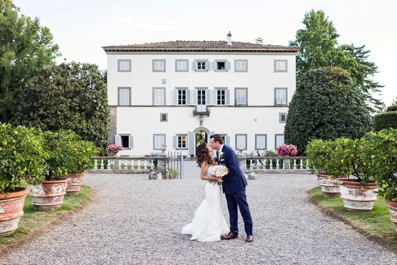 Villa Grabau Facade Kiss