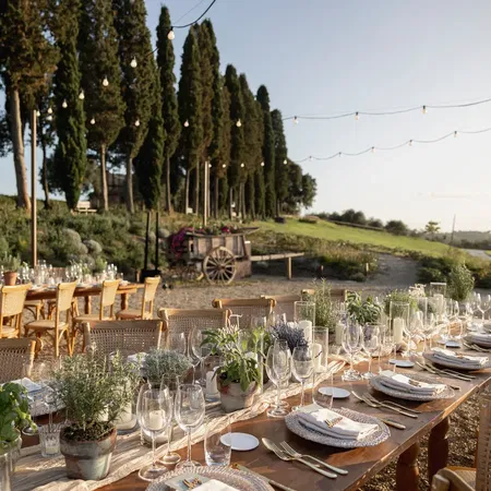 Villa Petriolo Table Setting
